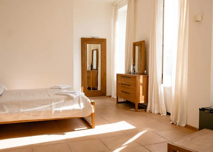 Курортный комплекс Tenuta Calitto Wine E Sant'Angelo (Isola d'Ischia)